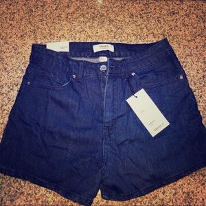 Forever 21 Women’s Denim Shorts Size 27